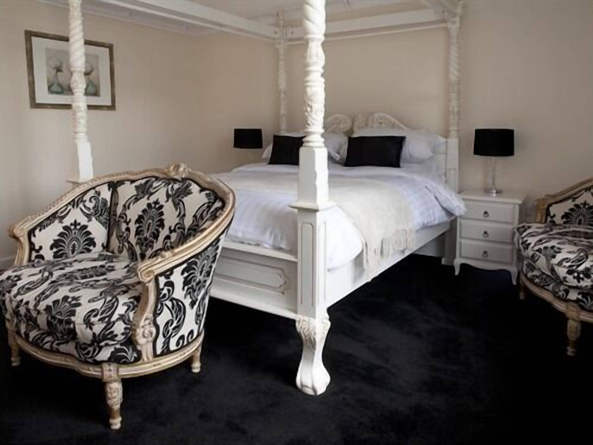 The Eagles Hotel Llanrwst Buitenkant foto