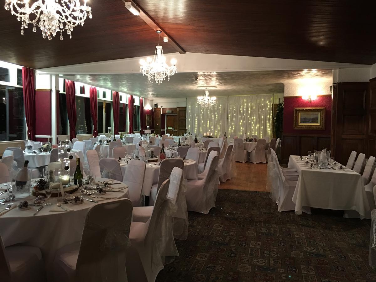 The Eagles Hotel Llanrwst Buitenkant foto