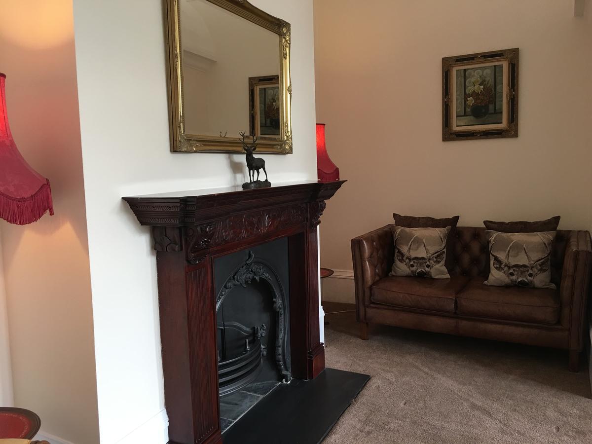 The Eagles Hotel Llanrwst Buitenkant foto