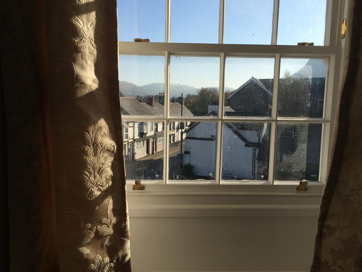 The Eagles Hotel Llanrwst Buitenkant foto