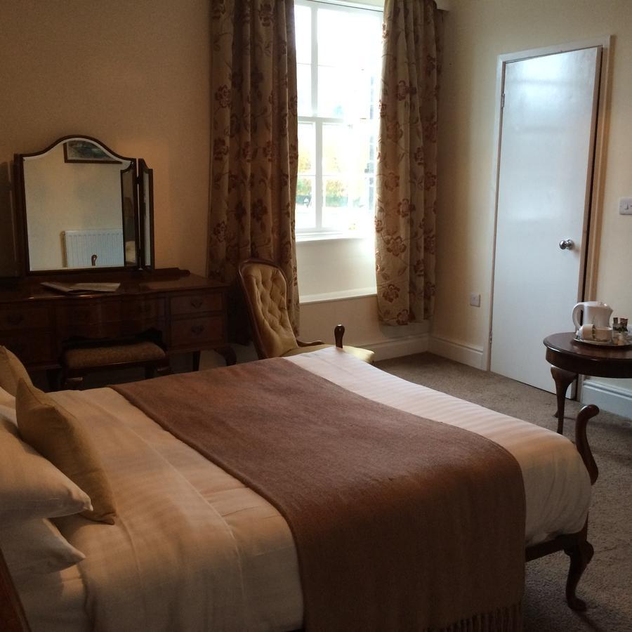 The Eagles Hotel Llanrwst Buitenkant foto