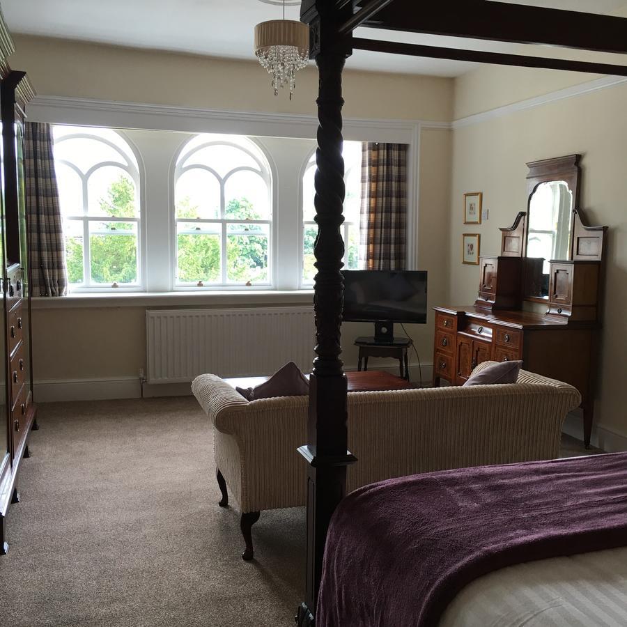 The Eagles Hotel Llanrwst Buitenkant foto